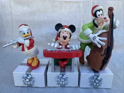 *READ* 2013 Disney Hallmark Wireless Christmas Band Goofy, Minnie, Daisy *FIX* - Image 1 of 4