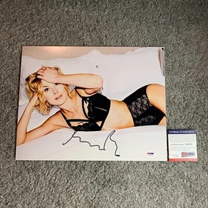 Rosamund Pike signiertes Autogramm 11x14 Foto Gone Girl Die Another Day PSA DNA - Bild 1 von 1