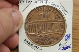 COLUMBUS OHIO 1962 MEDAGLIA CAPITALE DI STATO BRONZO - Foto 1 di 2