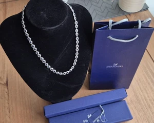 Swarovski Blue Round Cut Crystal Necklace Rhodium 40.5–42cm Excellent Cond - Picture 1 of 11
