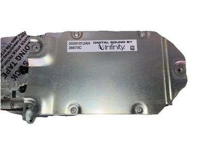 ✅ 07 08 09 10 11 12 Dodge Nitro Jeep Liberty Audio Radio AMP Amplifier Infinity - Image 1 of 3