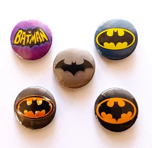 BATMAN Badge Button Set 25mm 1" Pins Pinback DC comics cartoon Dark Knight Bat - Picture 1 of 11