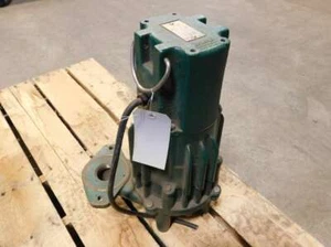0.5HP Zoeller 161-0007 Sump Pump G161-B - Picture 1 of 7
