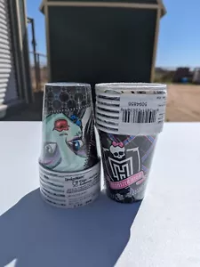 Nuevo de lote antiguo Monster High Clawsome 2011 tazas de cartón cumpleaños 8 piezas 9 oz (X2) - Imagen 1 de 6