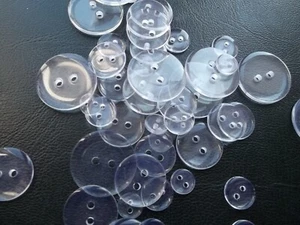 Clear Plain Round 2 Hole Sewing Buttons 9mm / 11mm / 15mm / 18mm / 23mm / 28mm - Picture 1 of 1