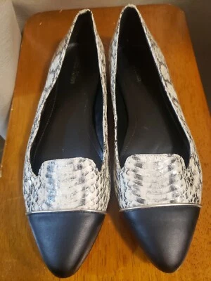 Calvin Klein Faith Punta Puntera Cuero Estampado Serpiente Pisos Talla 6M Foto 1 de 4