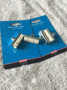 Juego de 4 Bloques de Freno Bmx Blanco Pinza Pastillas Old School BMX - Imagen 1 de 1