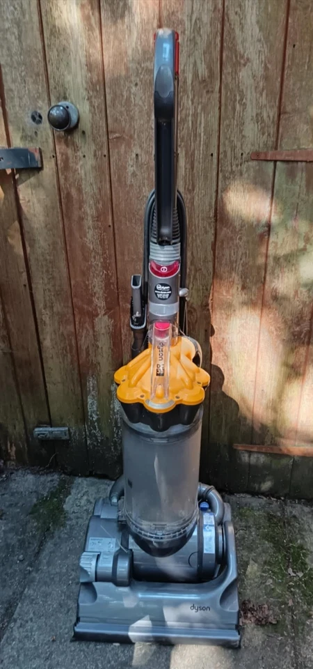 Dyson Upright Hoover Vacuum Cleaner DC33 Multi Floor Carpet Cleaner  - Image 1 of 1