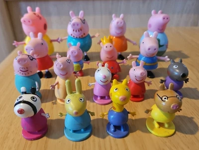 17 X Bundle Peppa Pig and Friends  Figures - Peppa Pig Figure Bundle [L8] - Image 1 of 4