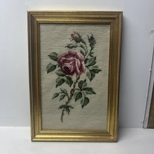 Vintage gerahmtes Wollnadelspitze rosa Rosen Bild Wanddeko - Bild 1 von 11
