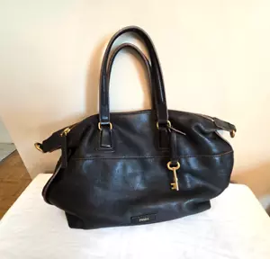 FOSSIL Black Leather Top Handle Handbag Bucket Style Bag Charm Pockets - Picture 1 of 11