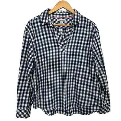 Blusa Tommy Bahama para mujer talla mediana a cuadros azul blanco manga larga Foto 1 de 4