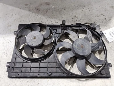 2012 Volkswagen Beetle radiador ventilador motor conjunto ventilador 2.5L AT - Imagem 1 de 4