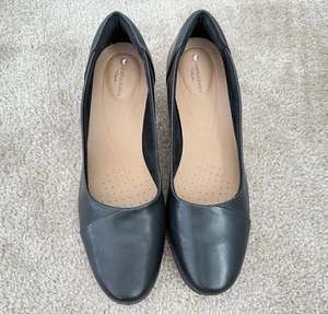 Clarks Un Damson Step Womens Pump Black Leather US Size 8.5 M - Picture 1 of 17