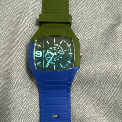 DIESEL Watch DZ-1423 Rubber Quartz Green And Blue - Image 1 of 2