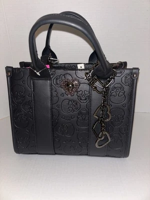 Bolso Bandolera Betsey Johnson EVE Allover Calavera Repujado Negro Calaveras Foto 1 de 4