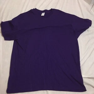Herren T-Shirt Lila Gildan Bedruckt Lila XL Neon Totenkopf am Rücken HR - Bild 1 von 5