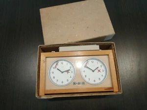 VINTAGE RARE MECHANICAL CHESS CLOCK RUHLA GARDE MADE IN GDR 1970sW/ ORIGINAL BOX - Picture 1 of 9