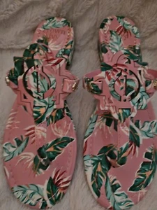 CROWN & IVY WYLIE TROPICAL PRINT THONG SANDAL SIZE 6.5 - Picture 1 of 9