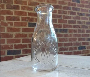Vtg WALTER'S Walters DAIRY One Pint CHAMBERSBURG Pennsylvania PA MILK BOTTLE - Picture 1 of 19