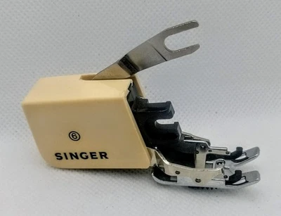 Máquina de coser Singer pie de andador de alimentación uniforme suave # 6 accesorio Foto 1 de 4