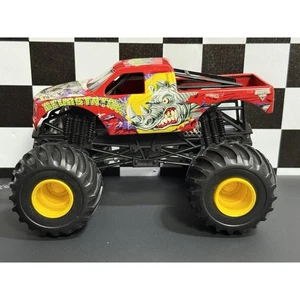 Hot Wheels Monster Jam Devastator 1:24 Scale Truck 2015 Diecast - Picture 1 of 8