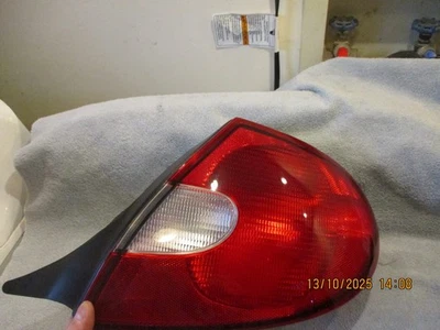 2004-2005 DODGE NEON BRAND NEW PASSENGER RIGHT SIDE TAILLIGHT FREE SHIPPING - Image 1 of 4