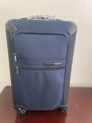 NWT Tumi Gen 4.2 Navy & Black International Expandable 4 Wheel Carry On ($775) - Image 1 of 4