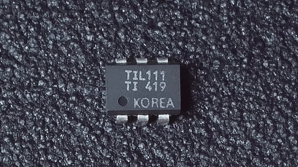 Texas Instruments TIL111 Optoaislador IC 2.5kv 3us - DIP6 - Nuevo Foto 1 de 1