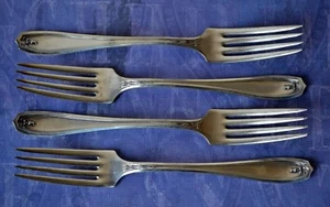 4 FORKS - CHIPPENDALE ADAIR 1881 WM ROGERS OXFORD SILVER PLATE, 1919 - Picture 1 of 7