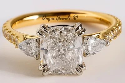 3.34Ct F VS1 Cushion IGI Lab Grown Three Stone Diamond Ring | 14K Yellow Gold - Image 1 of 4