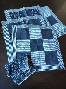 4 Stück genähte Musiknoten + Stoffreste Design Quilt Top Stücke 13,5" Quadrat - Bild 1 von 4