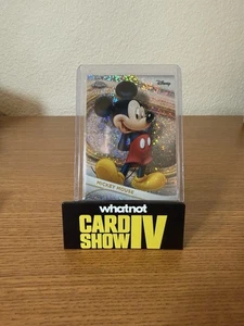 2025 Topps Chrome Disney Mickey Mouse Mini-Diamonds Refractor - Bild 1 von 2