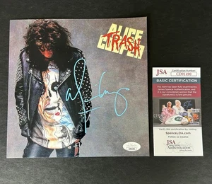 Foto copertina album firmata Alice Cooper 8x8 "Trash" JSA COA - Foto 1 di 2
