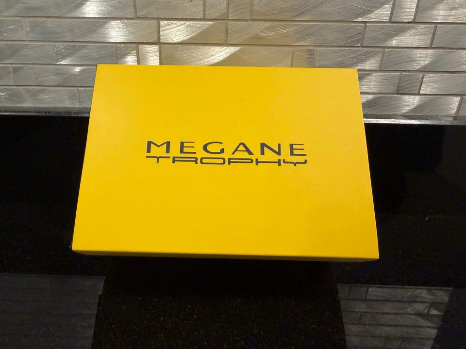 Megane Trophy au 1/43 NOREV Resine - Photo 1/4