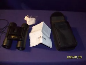 Simmons Binoculars Prosport 801505 10x25 FOV 288ft @ 1000yds Compact Pocket Size - Picture 1 of 2