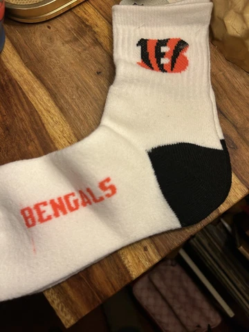 NFL Cincinnati Bengals Team Logo Adult Ankle Socks NEW! Sz L Cover