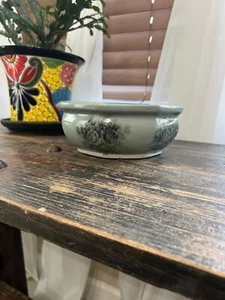 Jade Green Mandarin Rose Chinoiserie Bonsai Vase - Picture 1 of 9