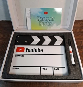 Official Youtube Partner Perks Clapboard Limited Edition Clapper Board Slate New - Picture 1 of 3