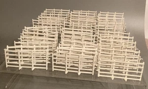 37 VALLAS GRANJAS BRITÁNICAS - IDEALES SI ES NECESARIO - TRAJE ESCENA GRANJA - 3 BISAGRAS AÑOS 70 - Imagen 1 de 2