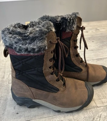 Botas Keen Hoodoo III para mujer 7 impermeables aisladas con cordones y cremallera Foto 1 de 4