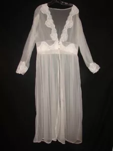 Bata vintage de encaje blanco transparente talla mediana - Imagen 1 de 6