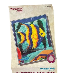 Gancho de pestillo de peces tropicales WonderArt Caron parcialmente acabado arte 4605 azul 12x12" - Imagen 1 de 7