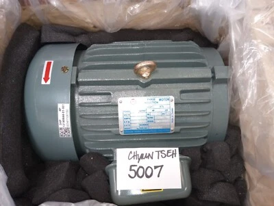 Motor eléctrico industrial Chyun Tseh 3 HP 1 Ph, 220V 4 polos, 21A, MPS 1720 RPM Foto 1 de 4
