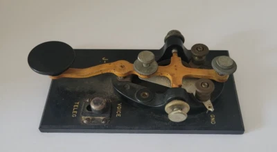 WWII US Military J-37 on a J-44 Morse Code Telegraph Key E.F. Johnson Co - Image 1 of 4