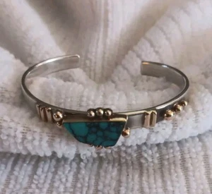 Bracciale Nativi Americani Navajo Artie Yellowhorse Oro 14K Y e Turchese Sterling - Foto 1 di 22