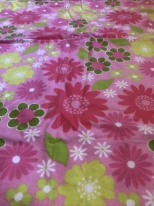 Flores de franela con estampado floral rosa Robert Kaufman Izzy de Ann Kelle 2,5 yardas - Imagen 1 de 7