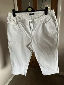 Lee Modern Series Curvy Fit Capri 3/4 Jeans Women's 22 W Mid-Rise - Picture 1 of 8