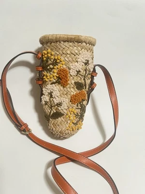 BOLSO BANDOLERA ZARA RAFFIA Foto 1 de 4