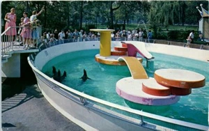 2 Vtg MI Postcards Belle Isle Childrens Zoo Railroad Sea Lion Exhibit Detroit - Picture 1 of 4